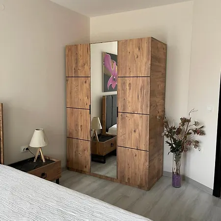 Ivanovi A119 شقة بورغاس